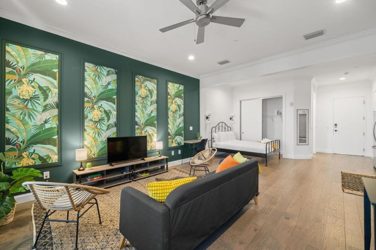 New! Sangria Suite - Upscale Ybor City Studio, Right On 7Th Ave Tampa Esterno foto