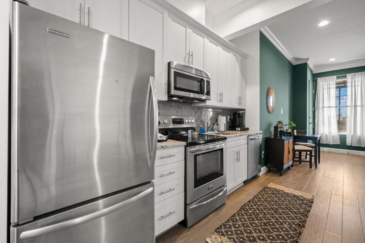 New! Sangria Suite - Upscale Ybor City Studio, Right On 7Th Ave Tampa Esterno foto