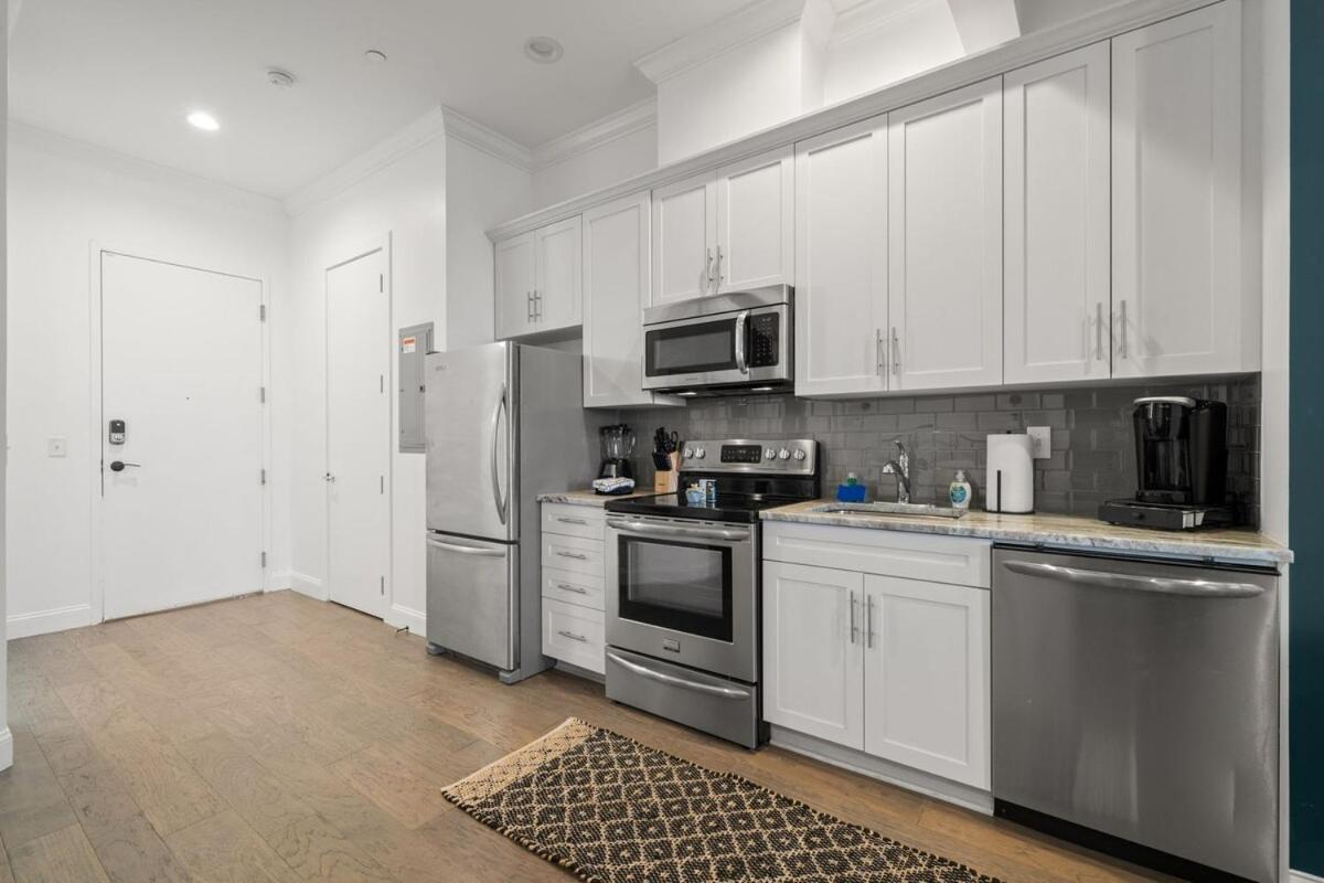 New! Sangria Suite - Upscale Ybor City Studio, Right On 7Th Ave Tampa Esterno foto